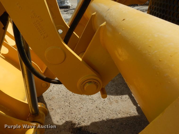 image for item DH2384 2000 John Deere 210LE  landscape tractor