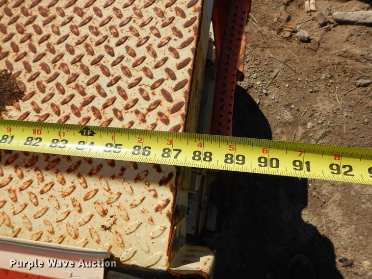 image for item DH2388 JLG 2032  scissor lift