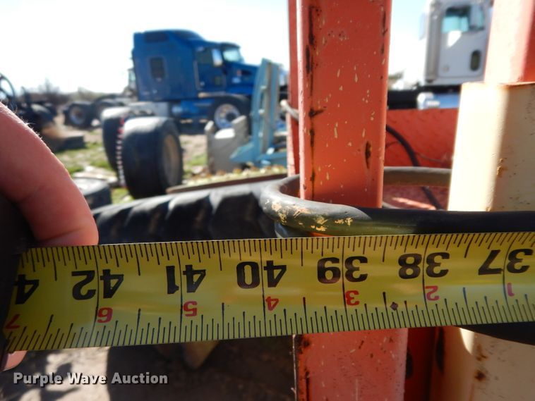 image for item DH2388 JLG 2032  scissor lift