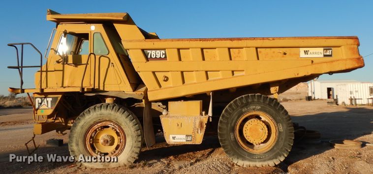 image for item DH2389 1995 Caterpillar 769C  off road haul truck