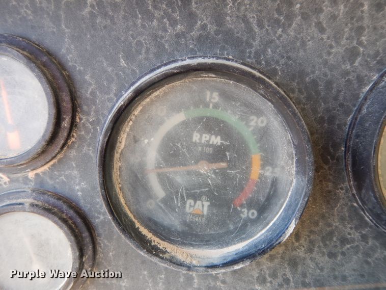 image for item DH2389 1995 Caterpillar 769C  off road haul truck