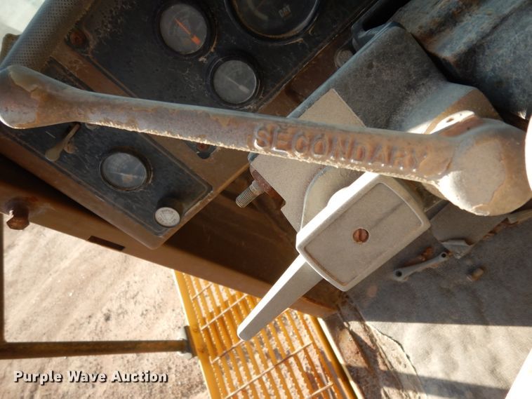 image for item DH2389 1995 Caterpillar 769C  off road haul truck