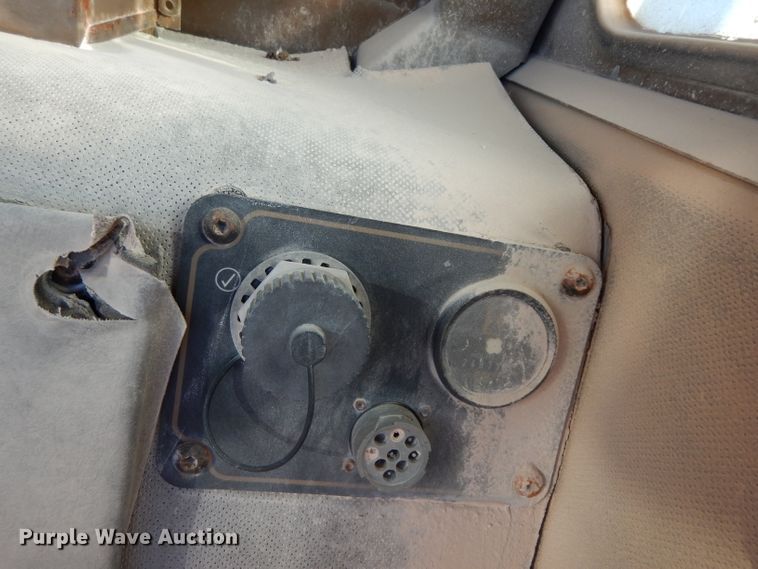 image for item DH2389 1995 Caterpillar 769C  off road haul truck