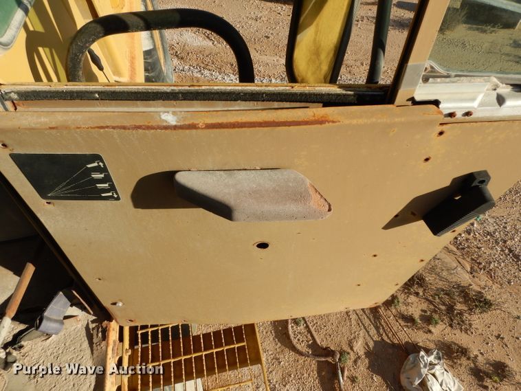 image for item DH2389 1995 Caterpillar 769C  off road haul truck