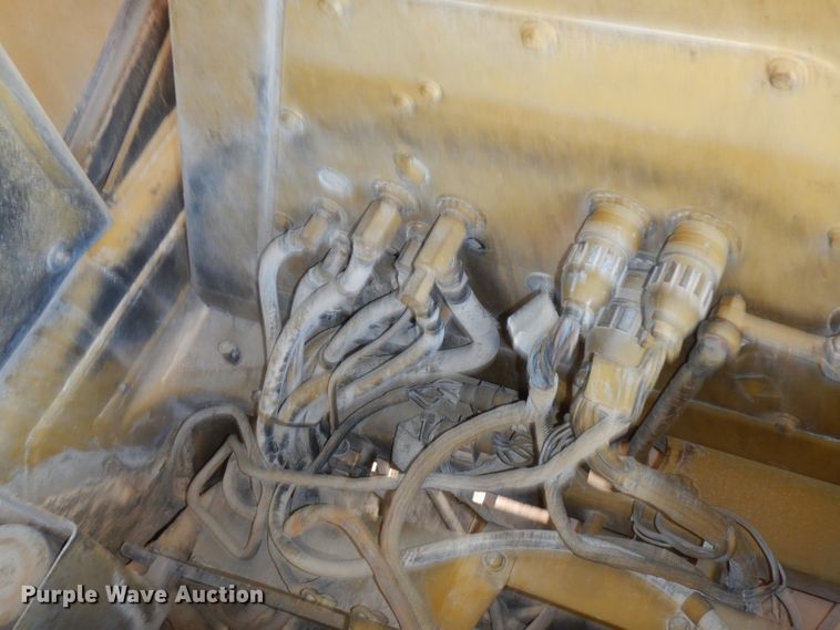 image for item DH2389 1995 Caterpillar 769C  off road haul truck