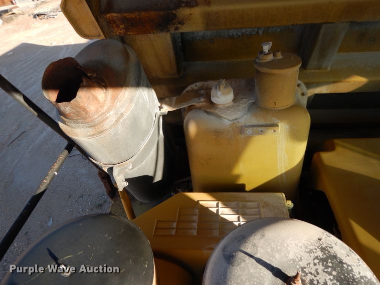 image for item DH2389 1995 Caterpillar 769C  off road haul truck