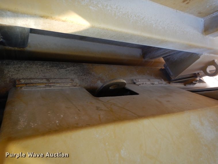 image for item DH2389 1995 Caterpillar 769C  off road haul truck