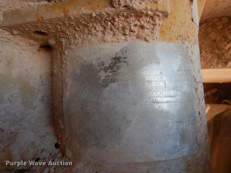 image for item DH2389 1995 Caterpillar 769C  off road haul truck