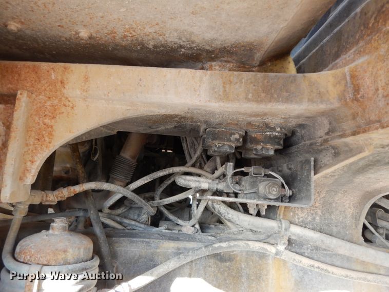 image for item DH2389 1995 Caterpillar 769C  off road haul truck