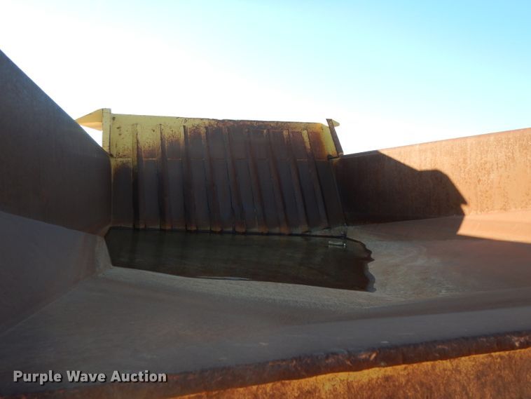 image for item DH2389 1995 Caterpillar 769C  off road haul truck