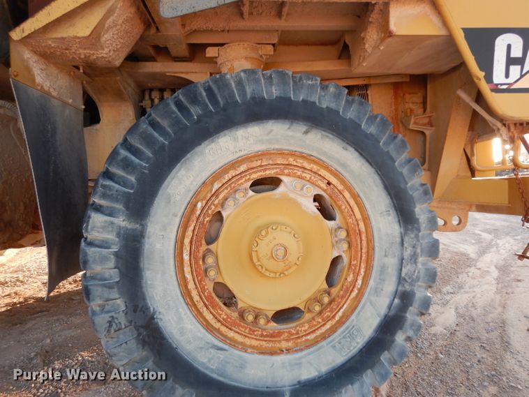 image for item DH2389 1995 Caterpillar 769C  off road haul truck