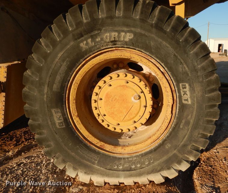 image for item DH2389 1995 Caterpillar 769C  off road haul truck