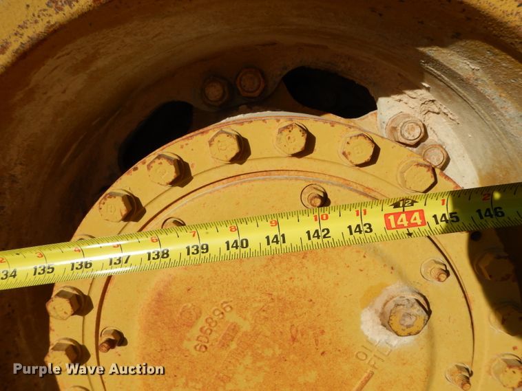 image for item DH2389 1995 Caterpillar 769C  off road haul truck