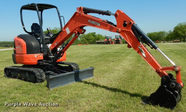 image for item DH2458 2013 Kubota U35-4 mini excavator