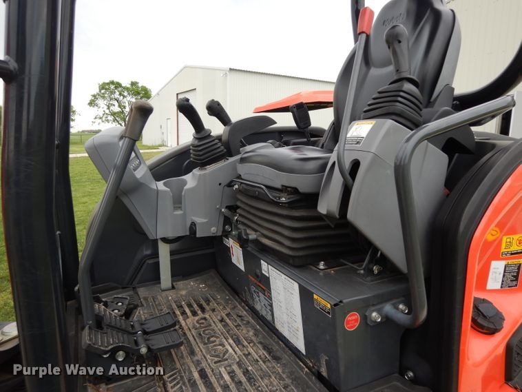 image for item DH2458 2013 Kubota U35-4 mini excavator