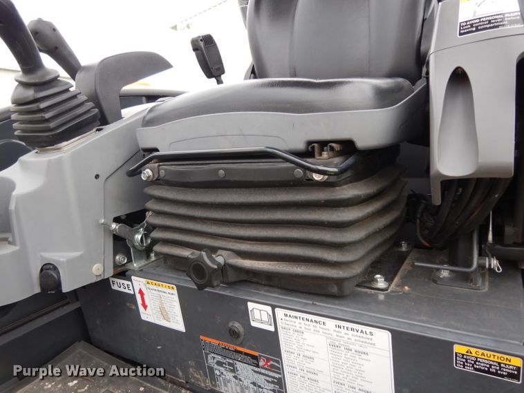 image for item DH2458 2013 Kubota U35-4 mini excavator