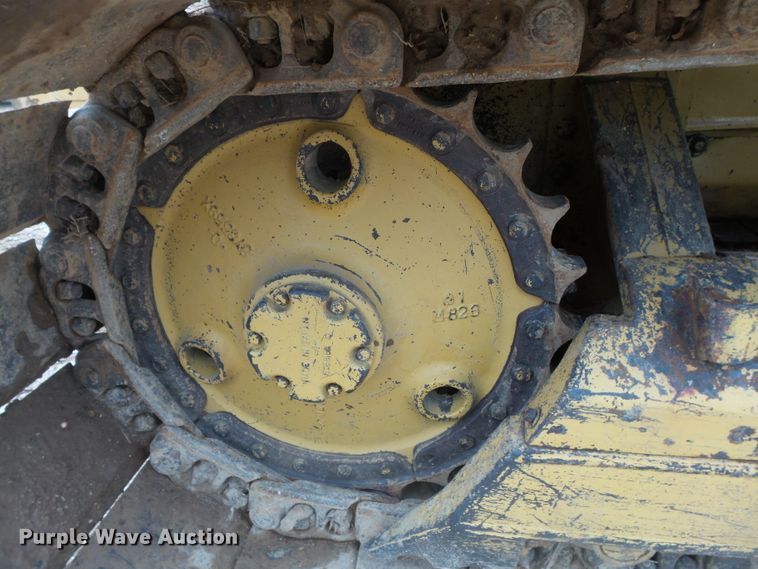 image for item DH7918 1993 Caterpillar D4C LGP  crawler dozer