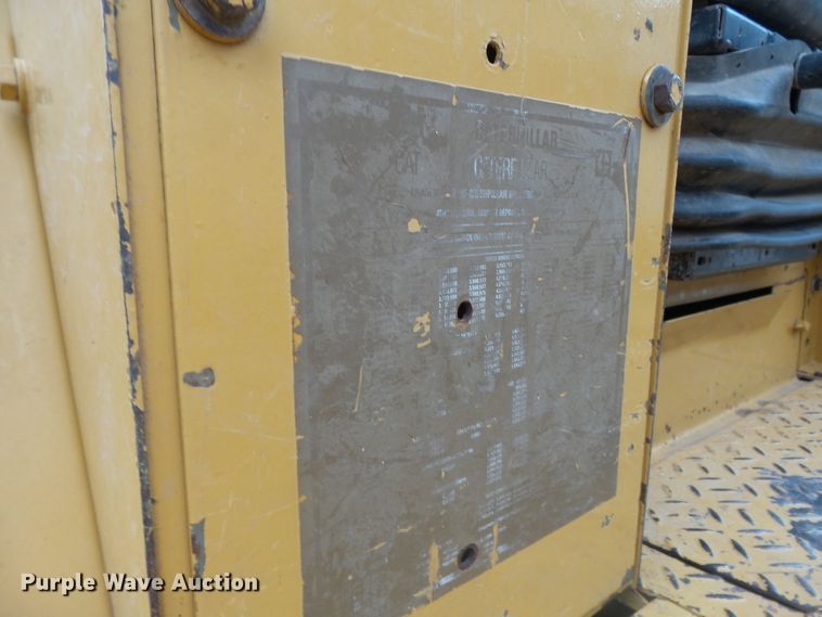 image for item DH7918 1993 Caterpillar D4C LGP  crawler dozer