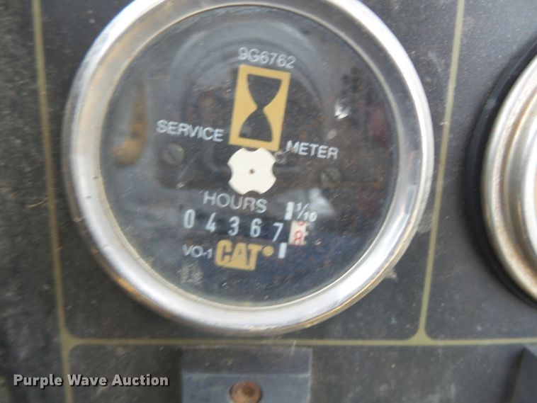 image for item DH7918 1993 Caterpillar D4C LGP  crawler dozer