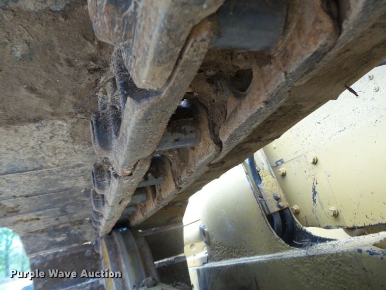 image for item DH7918 1993 Caterpillar D4C LGP  crawler dozer