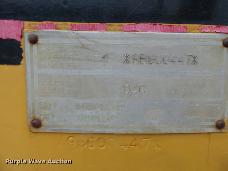 image for item DH7918 1993 Caterpillar D4C LGP  crawler dozer