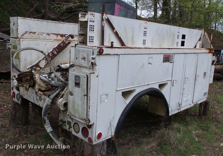 image for item DH7919 Altec utility bed