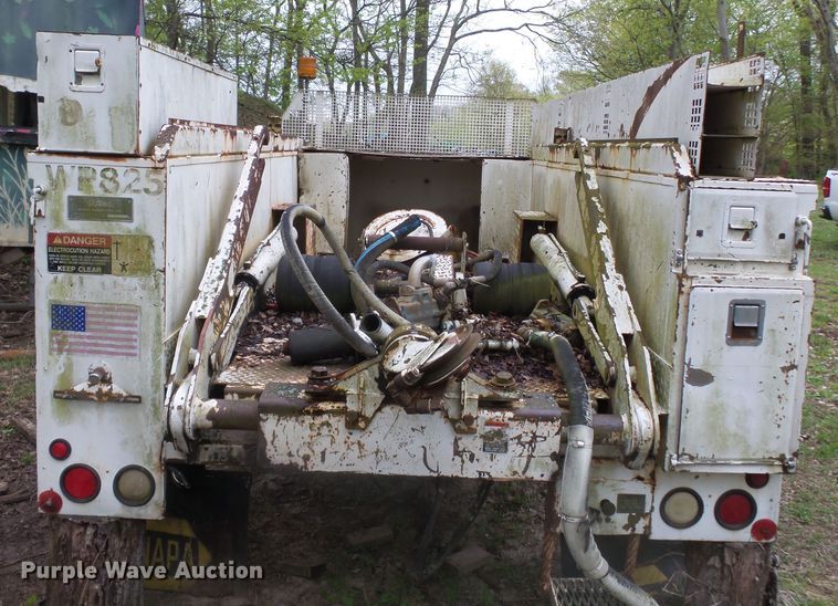 image for item DH7919 Altec utility bed