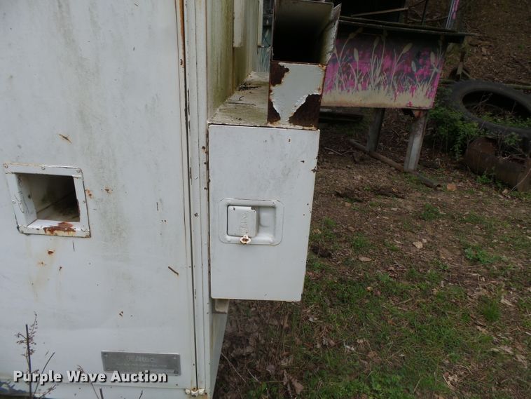 image for item DH7919 Altec utility bed