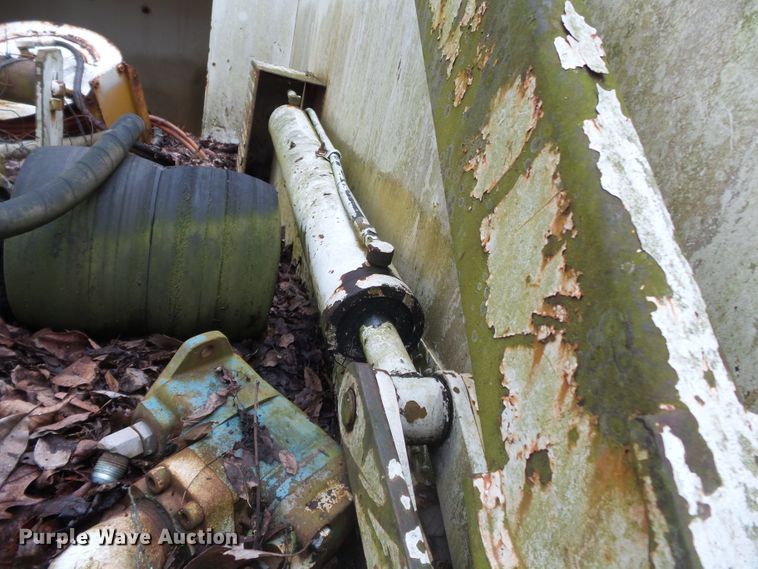 image for item DH7919 Altec utility bed