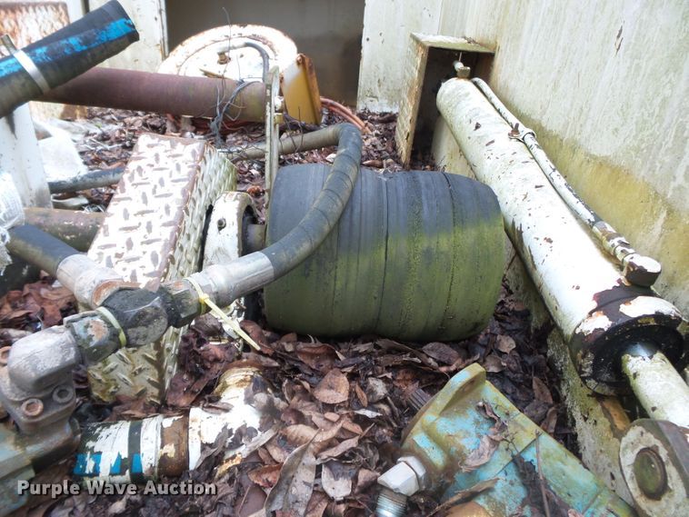 image for item DH7919 Altec utility bed