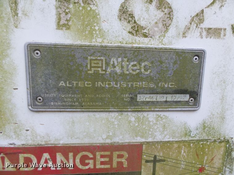 image for item DH7919 Altec utility bed