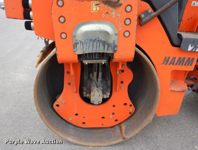 image for item DI2477 2013 Hamm HD13VV double drum vibratory roller