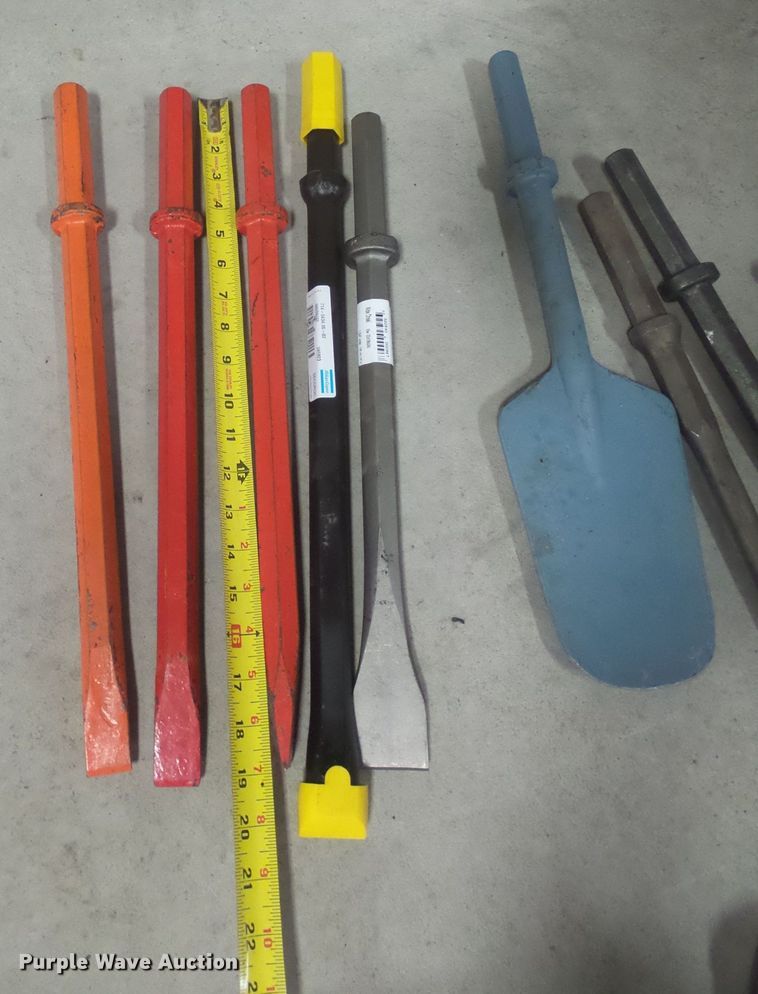 image for item EF9621 (2) Atlas Copco jack hammers