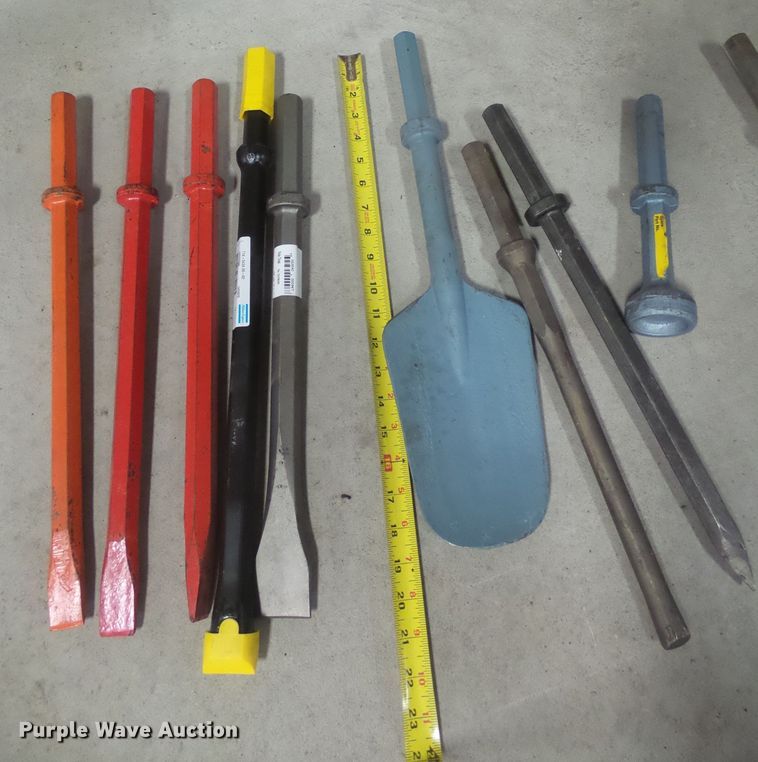 image for item EF9621 (2) Atlas Copco jack hammers