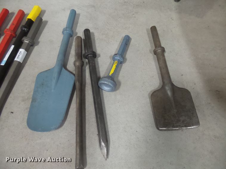 image for item EF9621 (2) Atlas Copco jack hammers