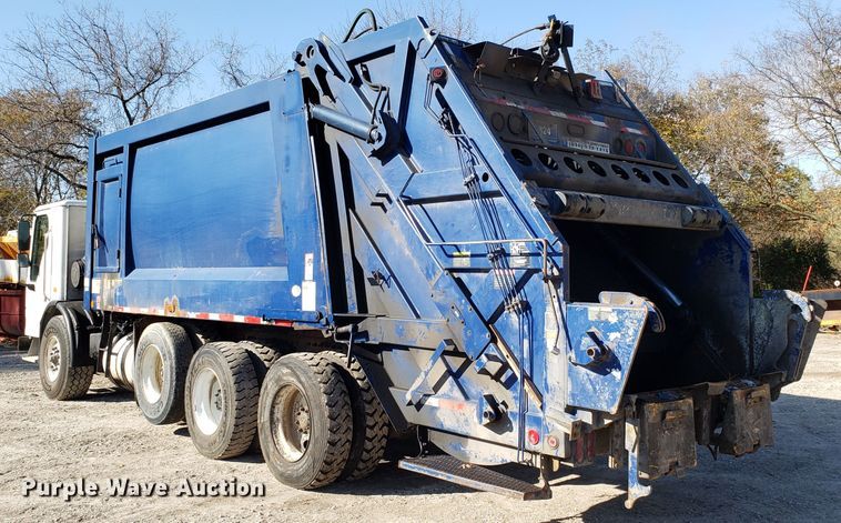 image for item EK9102 2007 American Lafrance Condor refuse truck