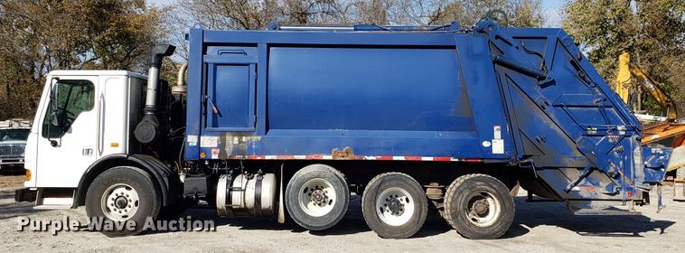 image for item EK9102 2007 American Lafrance Condor refuse truck