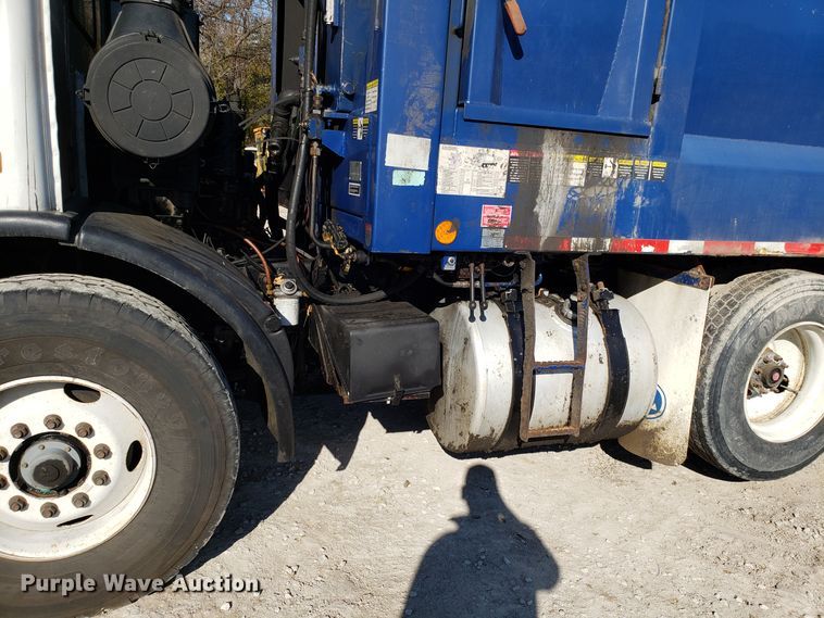 image for item EK9102 2007 American Lafrance Condor refuse truck