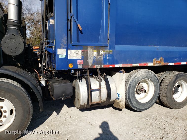 image for item EK9102 2007 American Lafrance Condor refuse truck