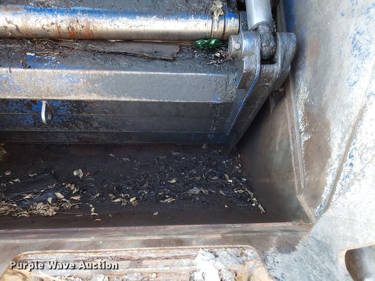 image for item EK9102 2007 American Lafrance Condor refuse truck