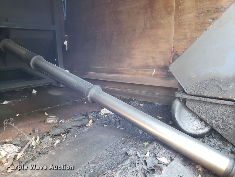 image for item EK9102 2007 American Lafrance Condor refuse truck