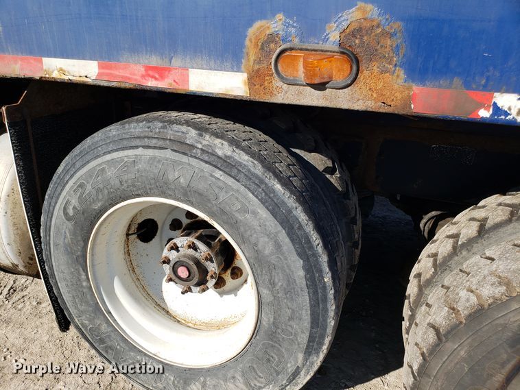 image for item EK9102 2007 American Lafrance Condor refuse truck