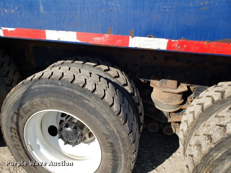 image for item EK9102 2007 American Lafrance Condor refuse truck