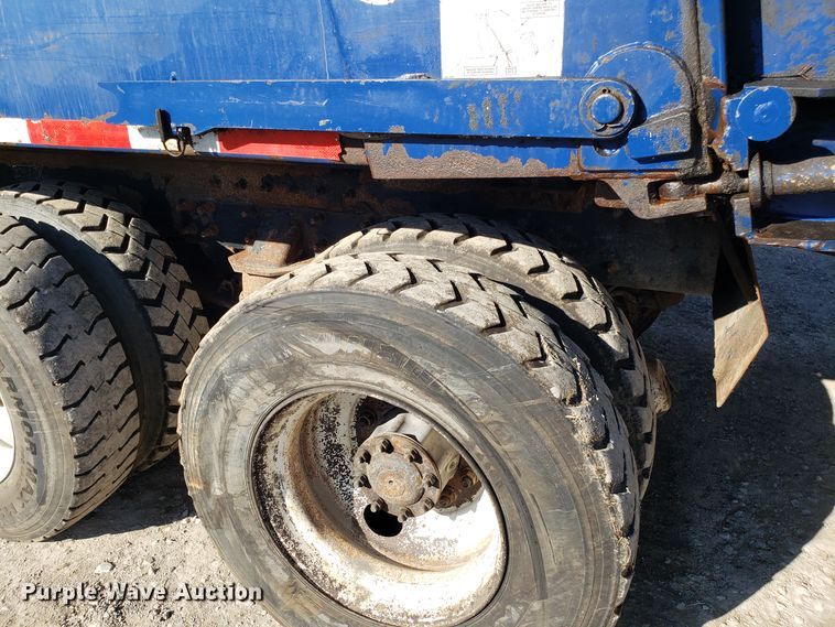 image for item EK9102 2007 American Lafrance Condor refuse truck