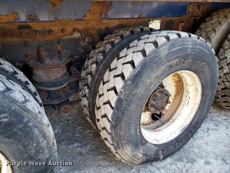 image for item EK9102 2007 American Lafrance Condor refuse truck