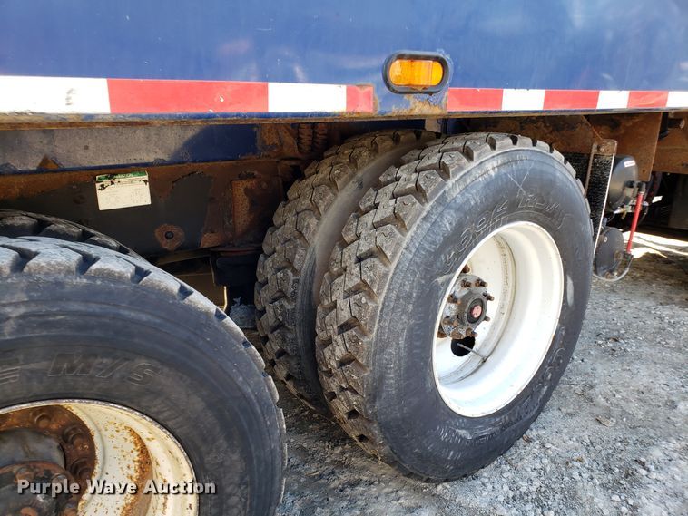 image for item EK9102 2007 American Lafrance Condor refuse truck