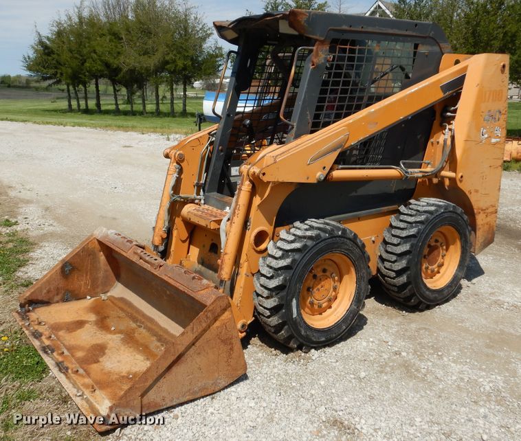 2005 Case 410 skid steer loader in Cleveland, MO Item EK9182 sold