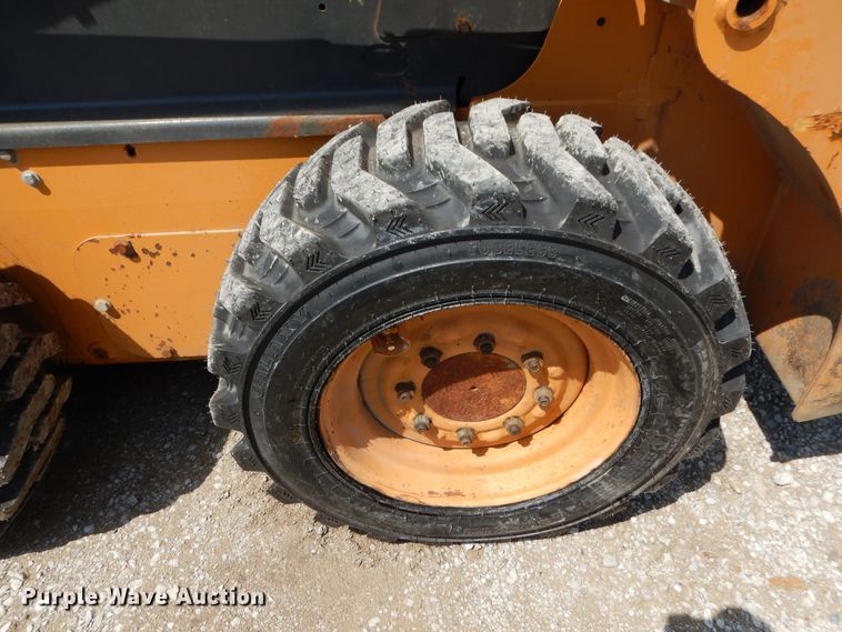 image for item EK9182 2005 Case 410  skid steer loader