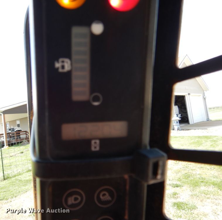 image for item EK9182 2005 Case 410  skid steer loader