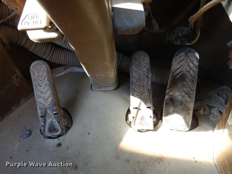 image for item EK9208 1988 Caterpillar 966E  wheel loader